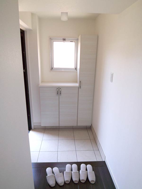 enterance_01